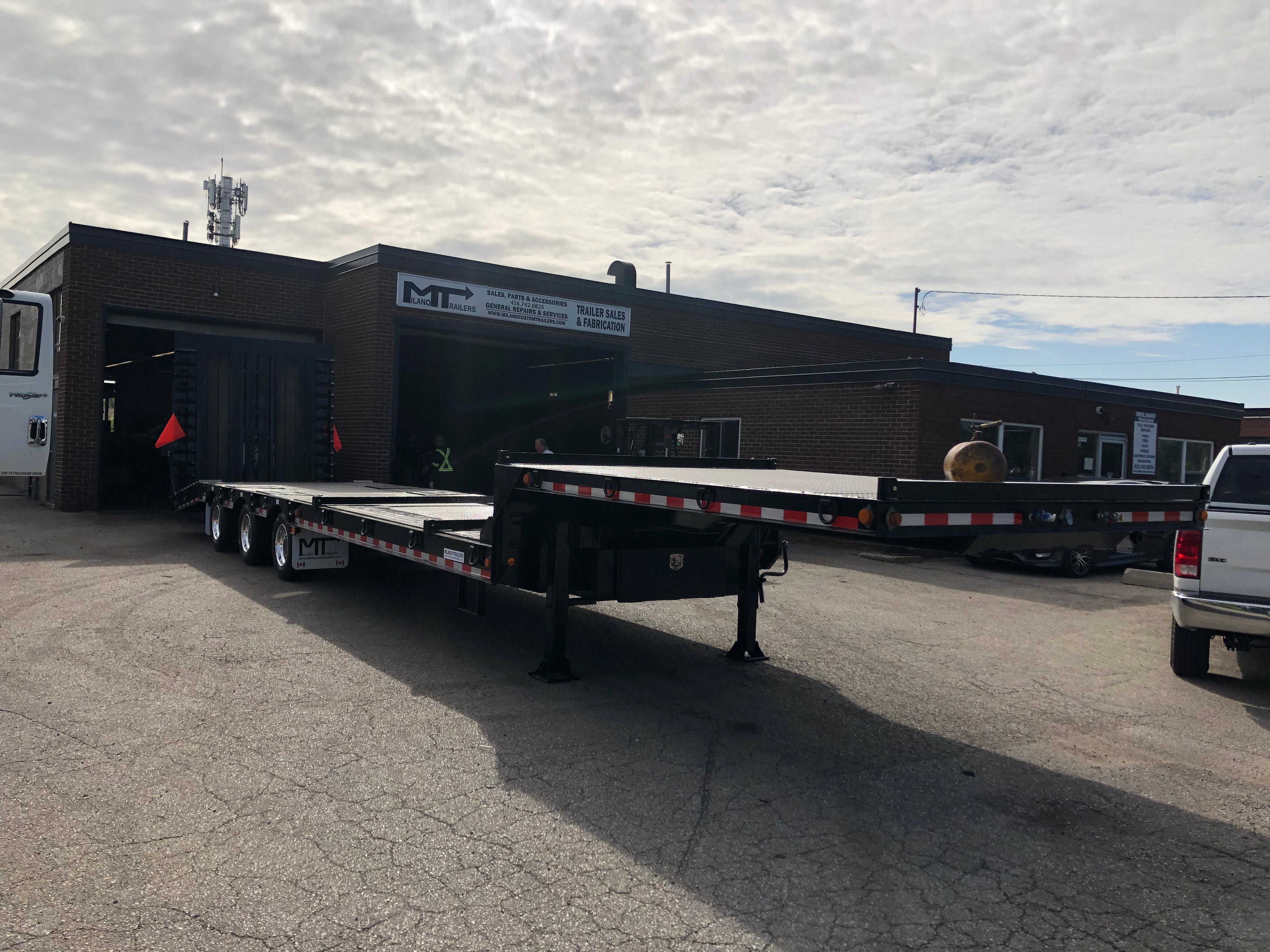 Step Deck Heavy Duty Trailer